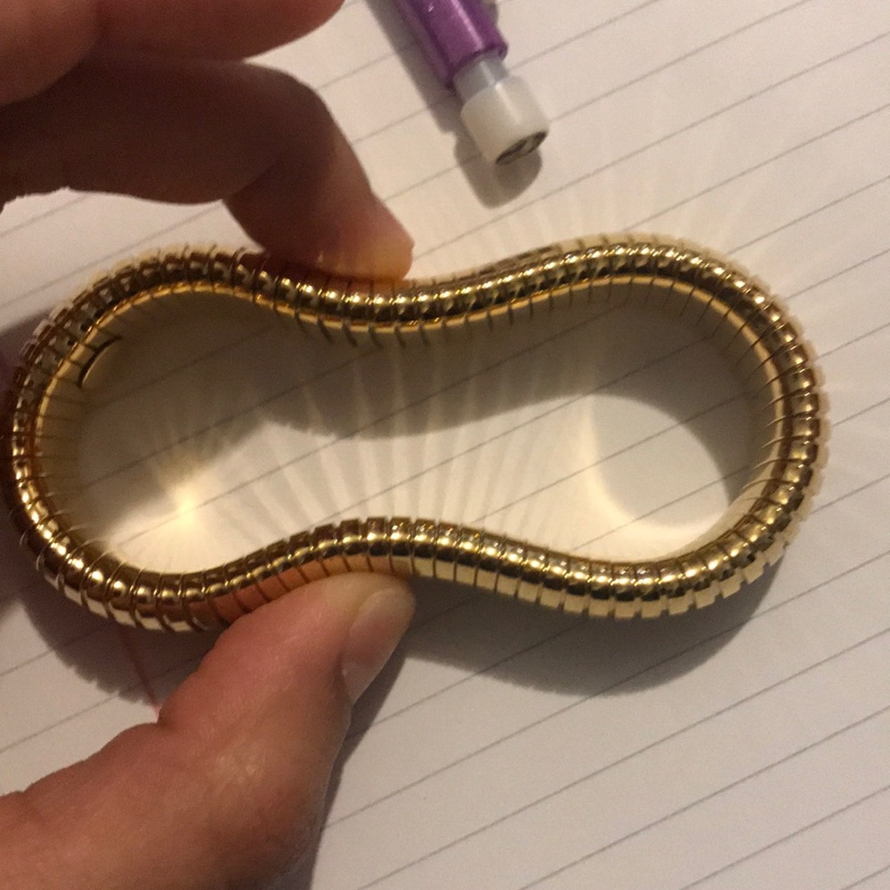 Gold Bangle - Picture 5 of 5
